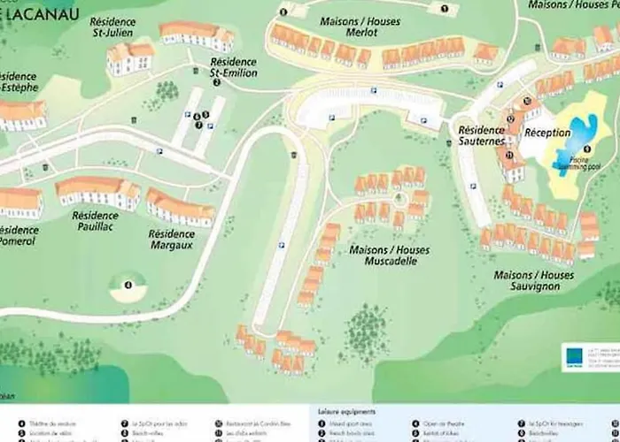 Prázdninový dům Maison Confortable A Avec Piscine Partagee *